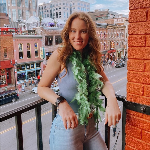 Meet your Posher, Keely - Picture 11 of 15